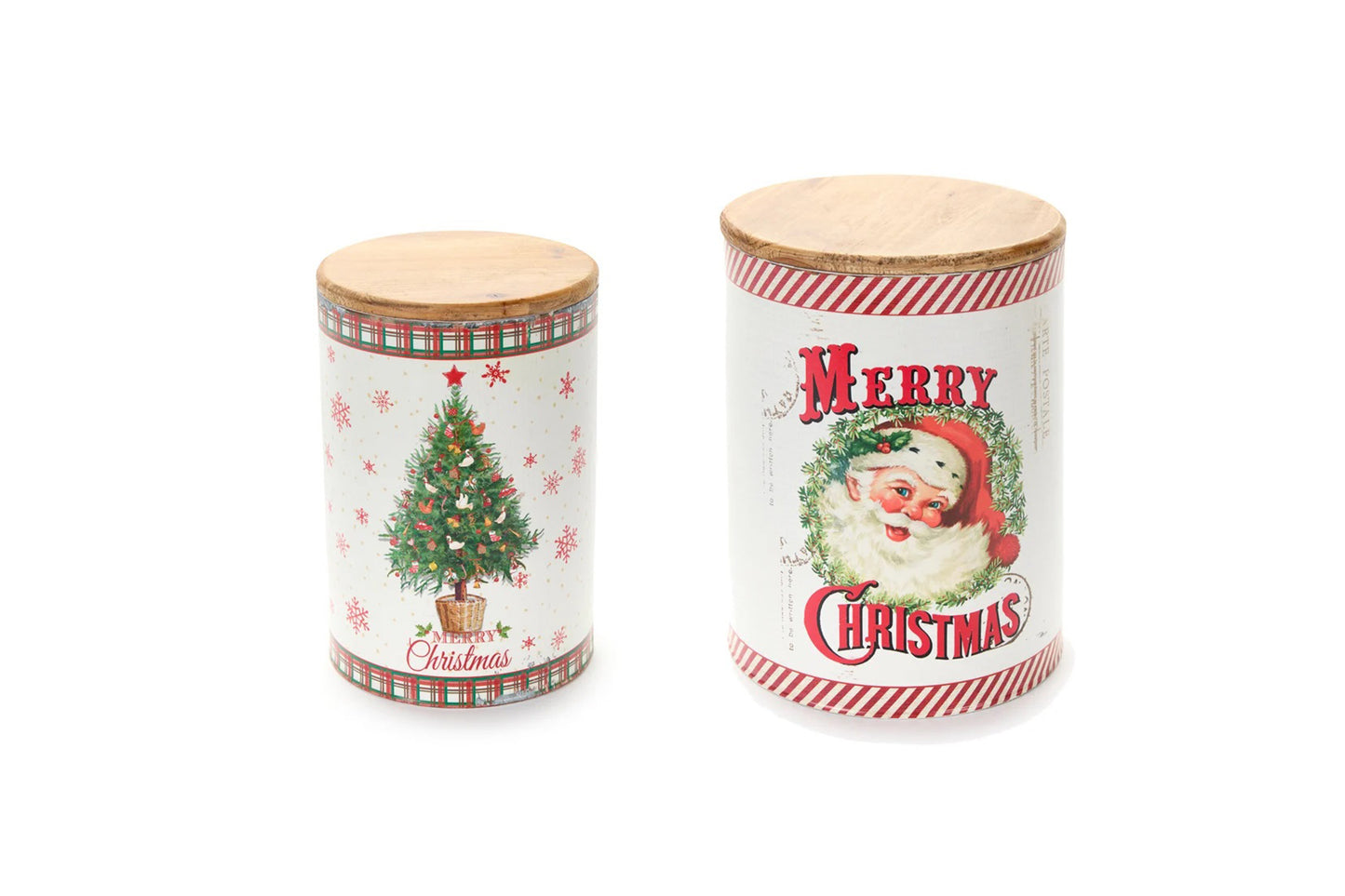 Barattoli in latta con stampa Merry Christmas.Barattolo albero di natale Larghezza 14 x Profondità 14 x Altezza 20 cm. Barattolo Santa Claus Larghezza 17 x Profondità 17 x Altezza 22 cm
