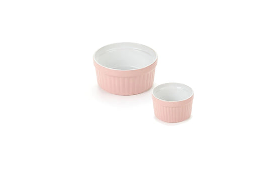 Nuvole di stoffa Set due cocotte da forno in porcellana rosa stoneware
Misura: Grande: 11.7 cm, Piccola: 7.6 cm.